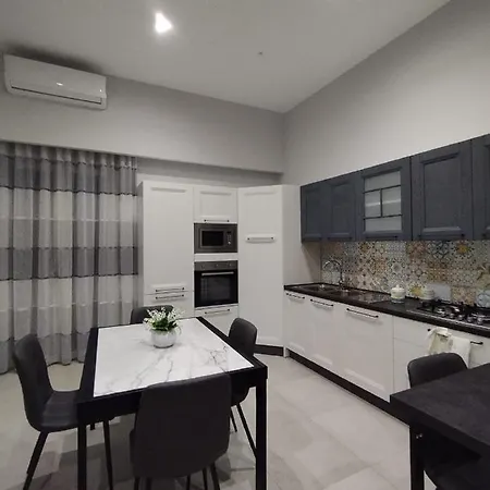 Hibiscus Apartment